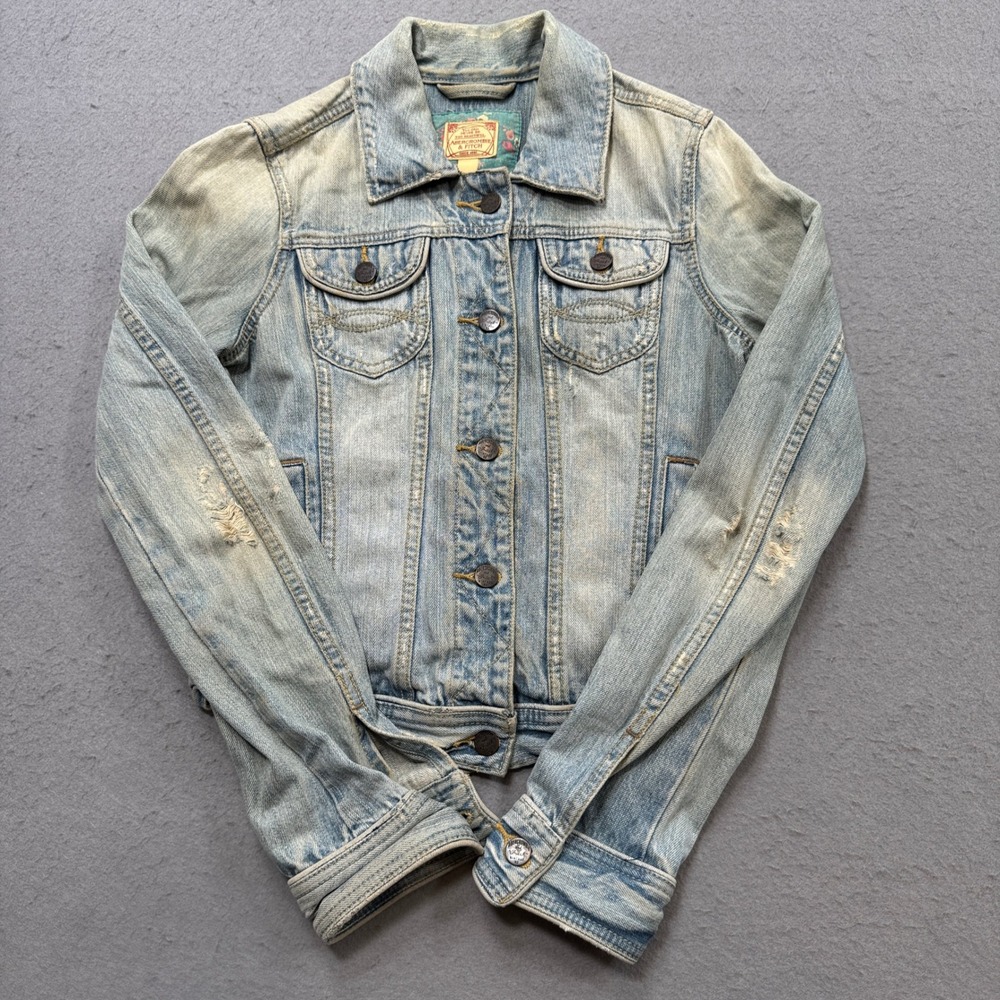 Y2K Abercrombie & Fitch Jacket Women's Medium Blue Light Wash Trucker Distressed